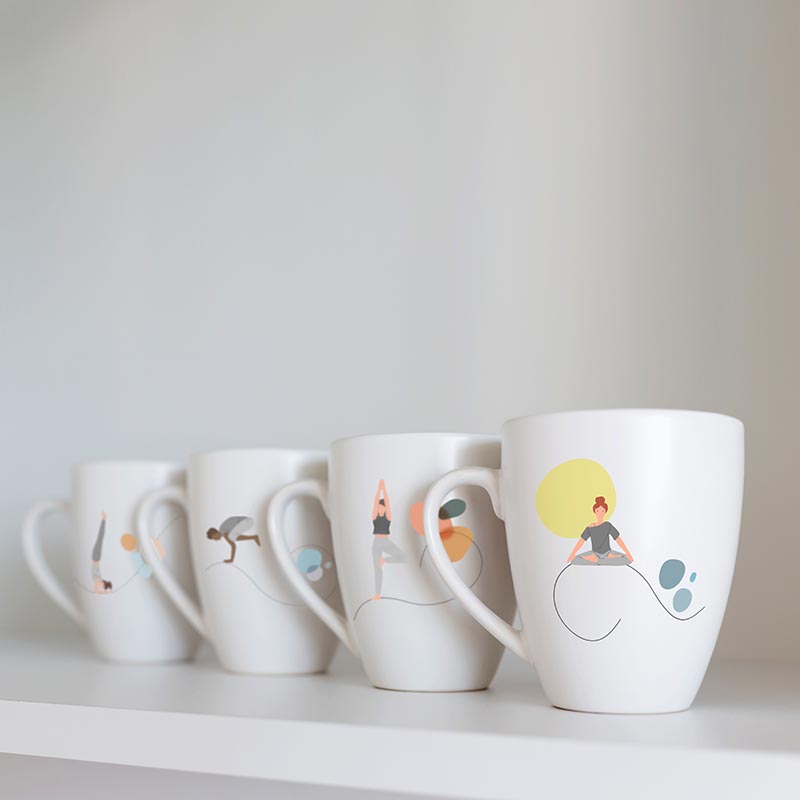 Yoga Miró cups merchandising
